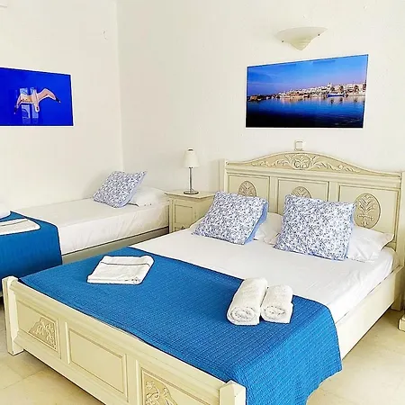 Anthos Naousa (Paros)