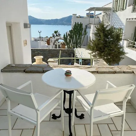 Anthos Naousa (Paros)