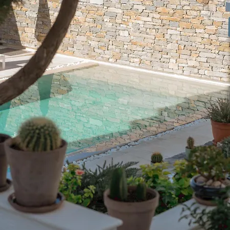 Anthos Aparthotel 3*