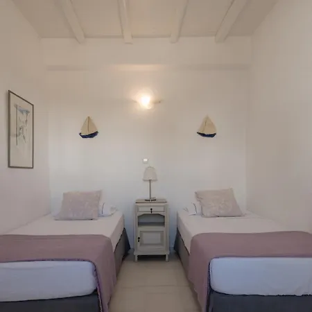 Anthos Naousa (Paros)